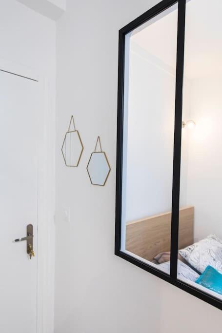 L'Explorateur Du Grecourt Apartment Тур Екстериор снимка