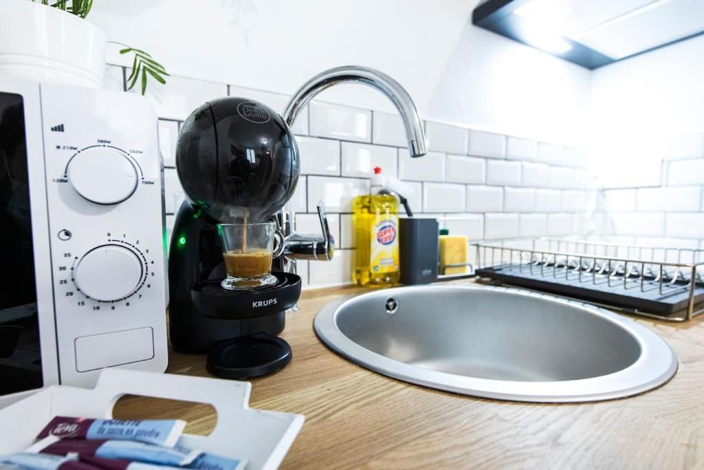 L'Explorateur Du Grecourt Apartment Тур Екстериор снимка